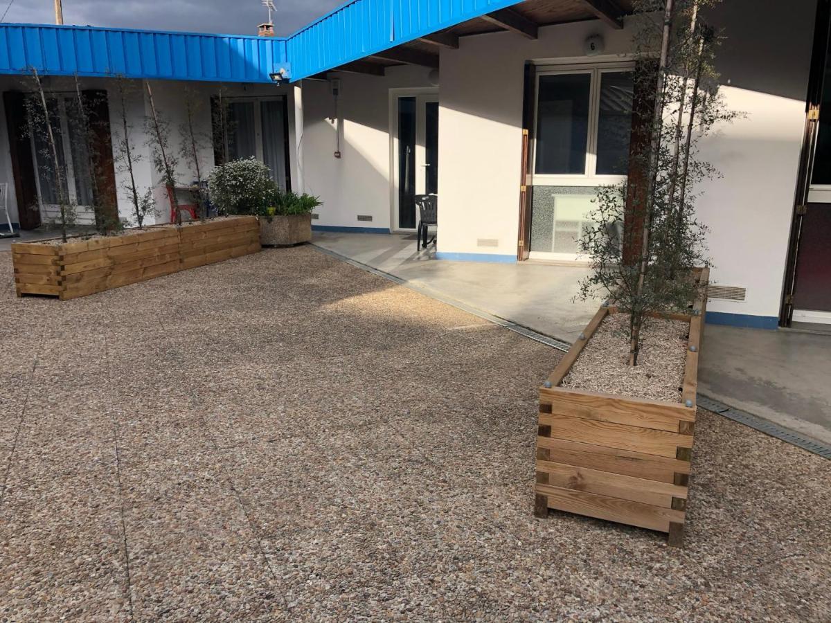 Appart'Hotel Wombat And Wallaby Fussy Ngoại thất bức ảnh